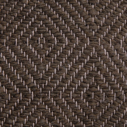 <p>Big Diamond Twill, green 0489 on the natural yarn</p>