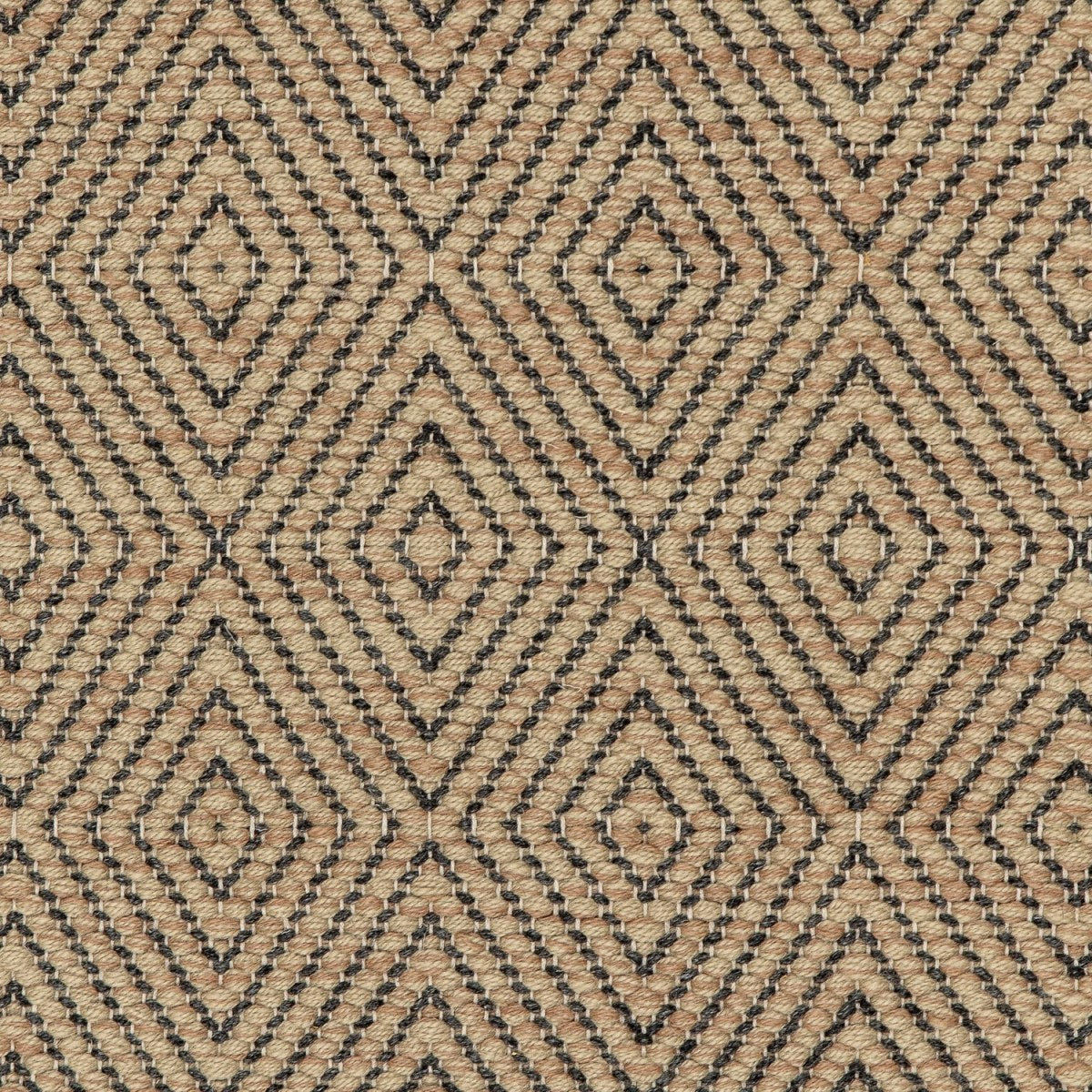 <p>Big Dual Diamond Twill, main brown mix 6013, 6014, inside dark grey 05 on the natural yarn</p>