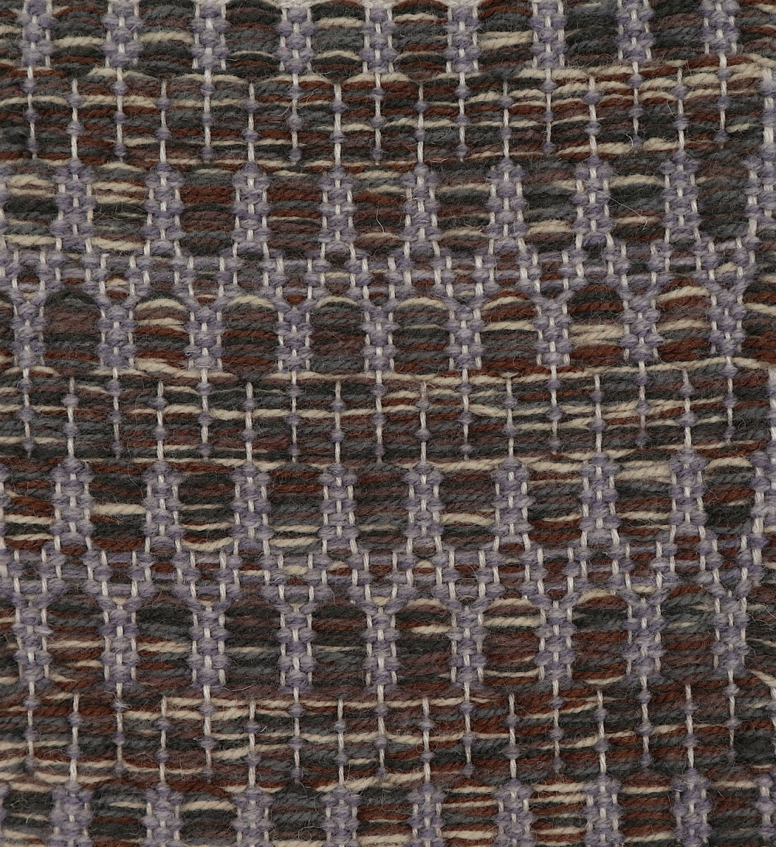 <p>Folk Zig Zag, main brown mix CH7878, CH4225, 1005, 6005, 6014, inside lilac mix 1003, 1004, CL0068 on the natural yarn</p>