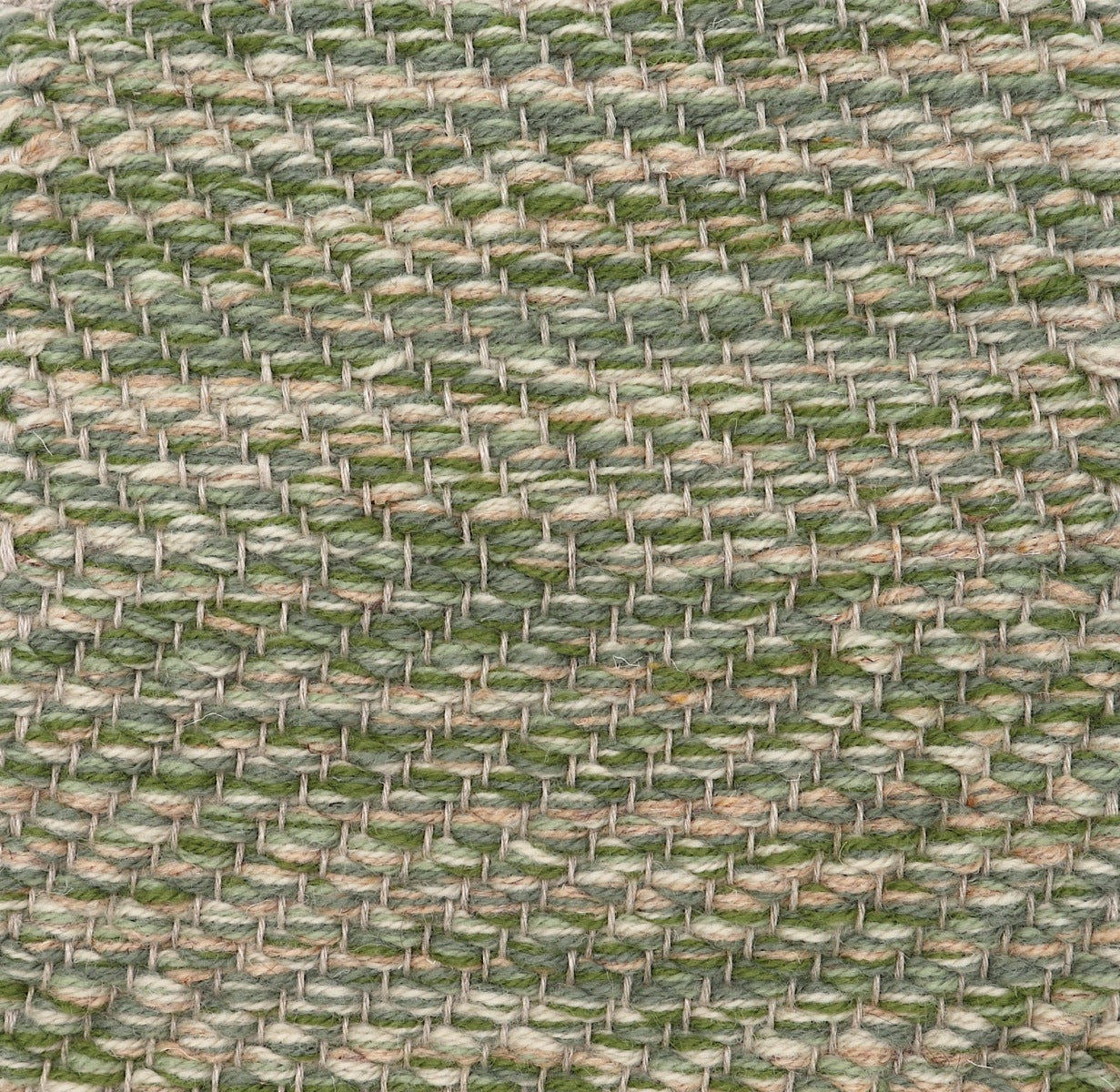 <p>Herringbone, green mix 03, 8214, 1025, CH015, 4015 on the natural yarn</p>