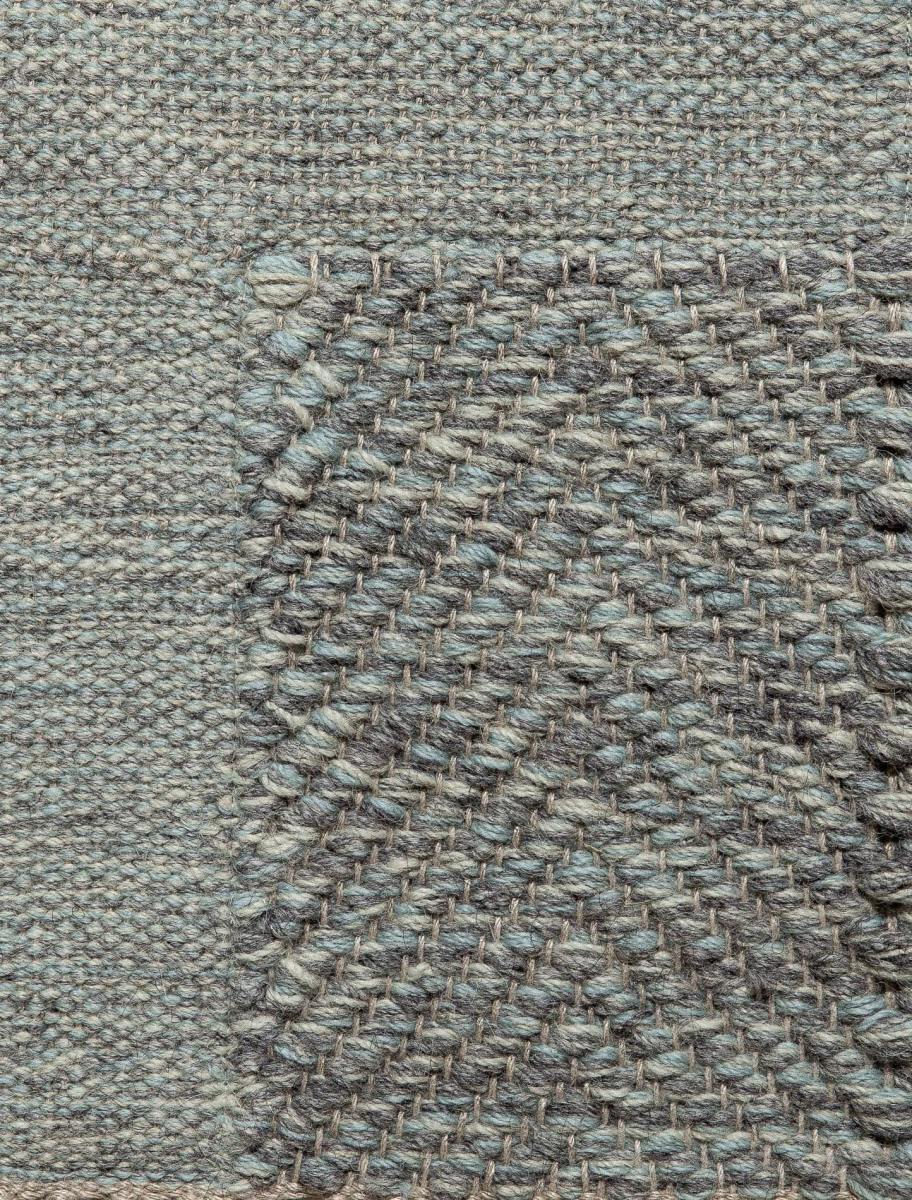 <p>Vertical Herringbone with Single Weave Frame, stone blue mix 08, 04, CH4400, CH033, frame in mix 04, CH4400, CH033 on the natural yarn</p>