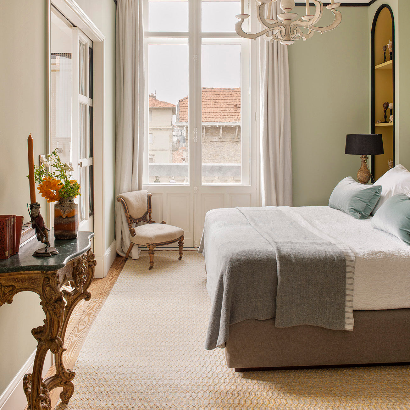 Vandra Rugs