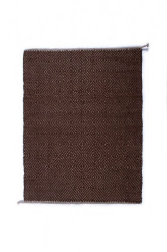 8-big-diamond-twill-brown-486-natural-yarn