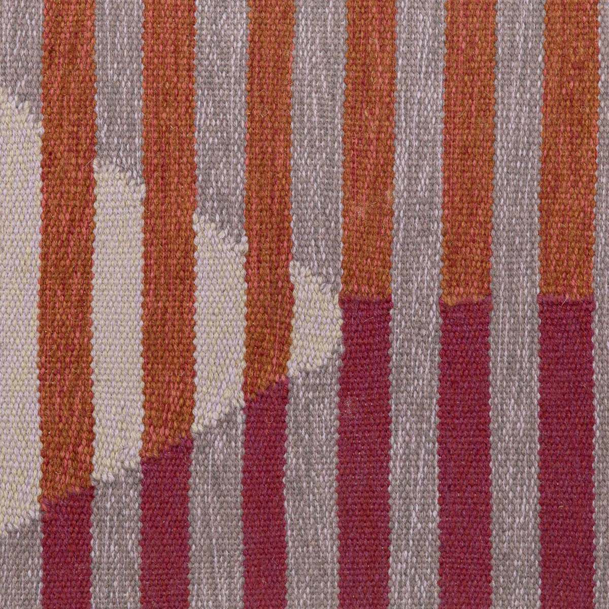 <p><meta charset="UTF-8"><a id="fancybox-right"></a><span id="fancybox-right-ico" class="fancy-ico"></span></p>
<div class="fancybox-title-inside" id="fancybox-title"></div>
<div class="fancybox-title-inside">
<div id="fancybox-title" class="fancybox-title-inside">
<meta charset="UTF-8">
<meta charset="UTF-8">
<span>ALBA by Maja Johansson Starander, Single Weave - röllakan - in colours bordeaux mix 6037, 7004, rust mix 6037, 6002, 6008, 3010, lilac mix 7008, 1008, beige mix 1011, 6014, 1008 and grayish lilac mix 1003, 1004, 7008, with insert blocks cream mix 12, 1008, 06, 6019 on the natural yarn</span><br>
</div>
<br>
</div>