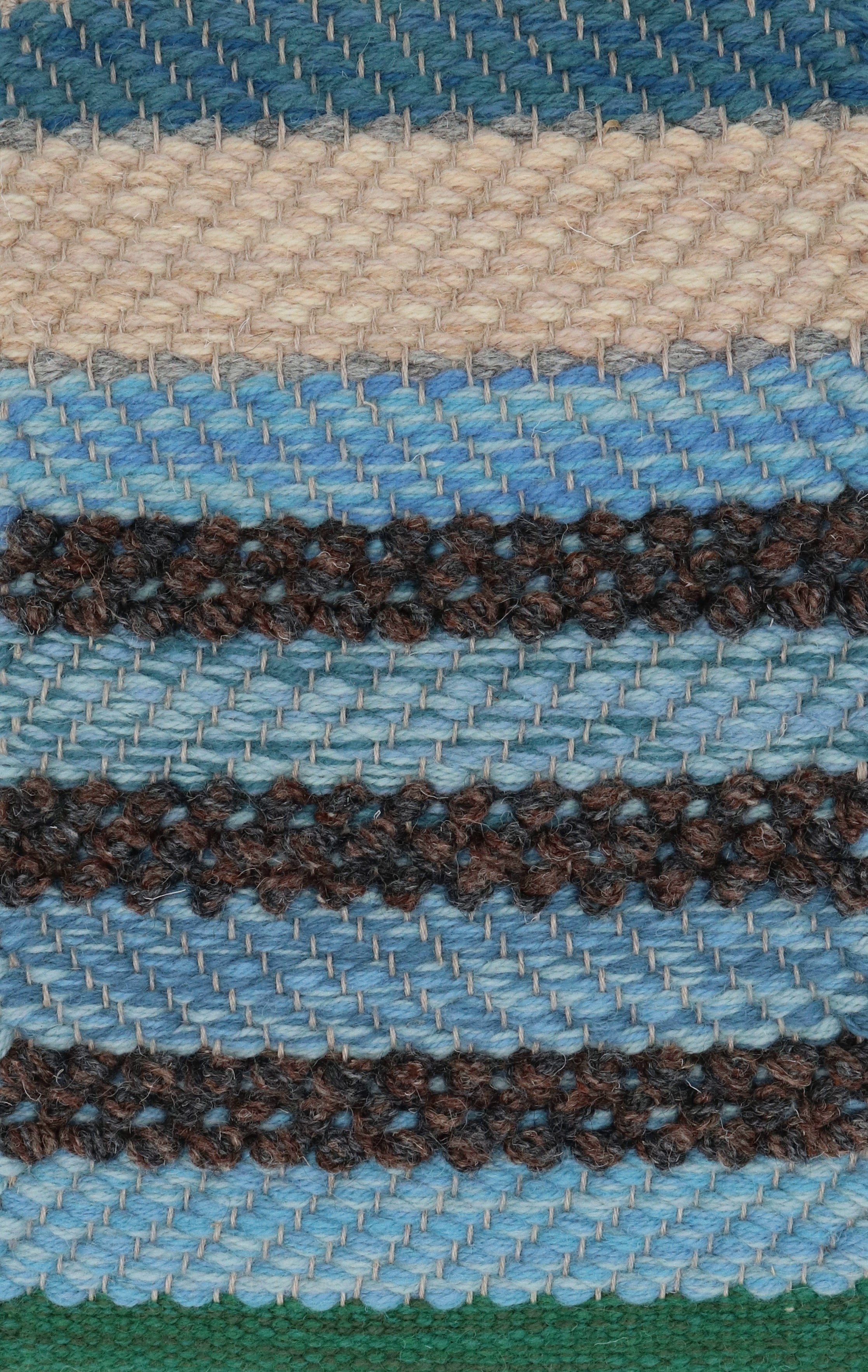 <p><meta charset="UTF-8"><a id="fancybox-right"></a><span id="fancybox-right-ico" class="fancy-ico"></span></p>
<div class="fancybox-title-inside" id="fancybox-title"></div>
<div class="fancybox-title-inside">
<div id="fancybox-title" class="fancybox-title-inside">
<meta charset="UTF-8">
<meta charset="UTF-8">
<span>BERTHILLON, Herringbone, woven ending blue 5021, 5010, 5001; row in cold white CH044, 1002, 12, 06; stripe in 04; row in brown-blue 5010, 02, 5001; bouclé in brown-grey 05, 17; row in blue 5021, CH050, 5001; row in green-blue 1025, 5010, 062; row in dark blue CH3424, 5021, 5001; row in cream 6023, 06, 1023, CH1207; row in green 8233, 4006, CH015; row in blue 8015, 5010, 5021, 5001; row in cream-grey 07, 6023, CH033, 1023; row in blue 5021, 8015, 5013, 8008; row in beige 03, 6023, 07, 1008; row in blue 5012, 5009, 5017; row in 5010, 8008, 5012; row in blue 5001, 5021, 5012; row in blue 5017, 5012, 5001; woven ending in green 4011, 4008, 4007 on the natural yarn</span><br>
</div>
<br>
</div>