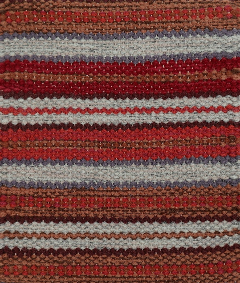 <p>Bespoke Single Weave Striped, base - 04, CH033, 1024, pattern 1. - 6008, CH4225, patrern 2. - 8153, 6037, pattern 3. - 3011, 3015, stripe 1. - CH5226, stripe 2. - CL0068, dots - 6002</p>