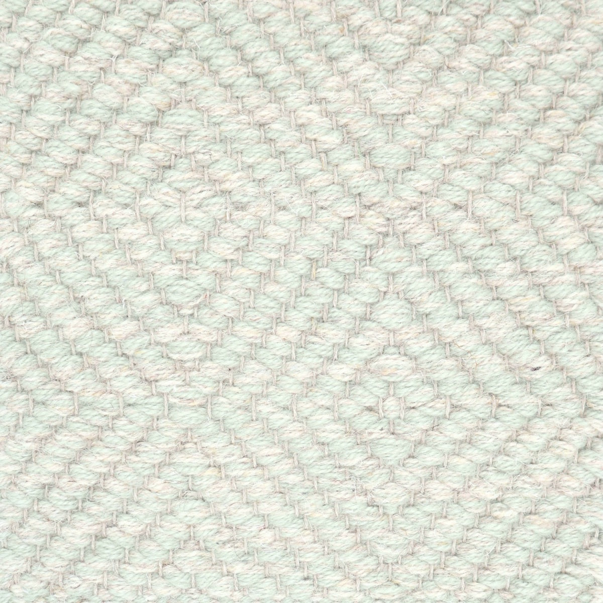 <p>Big Diamond Twill, beige mix 12, CH033 on the natural yarn</p>