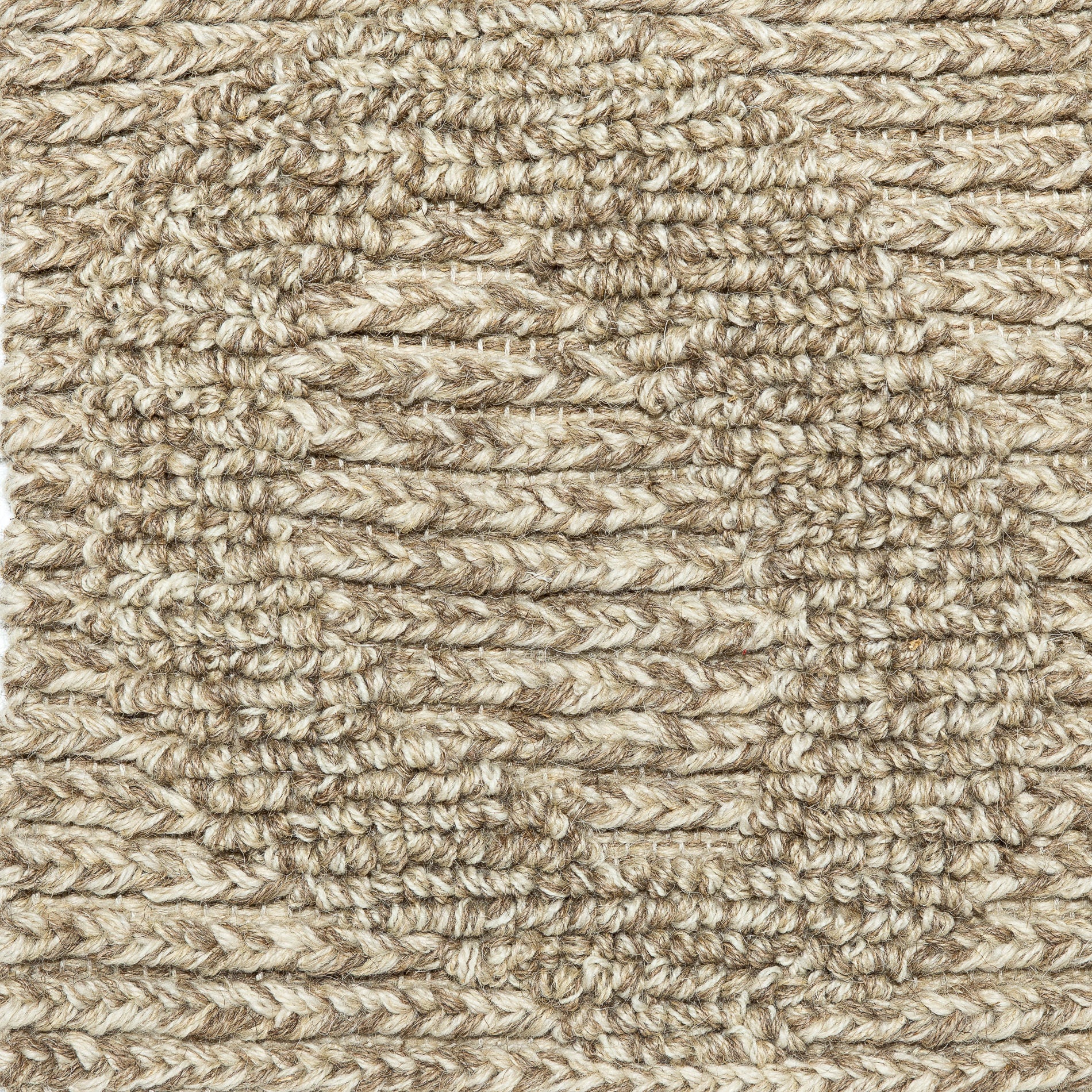 <p>Braids, Bouclé (oval) and Field in beige mix 02, 03, 07 on the natural yarn</p>