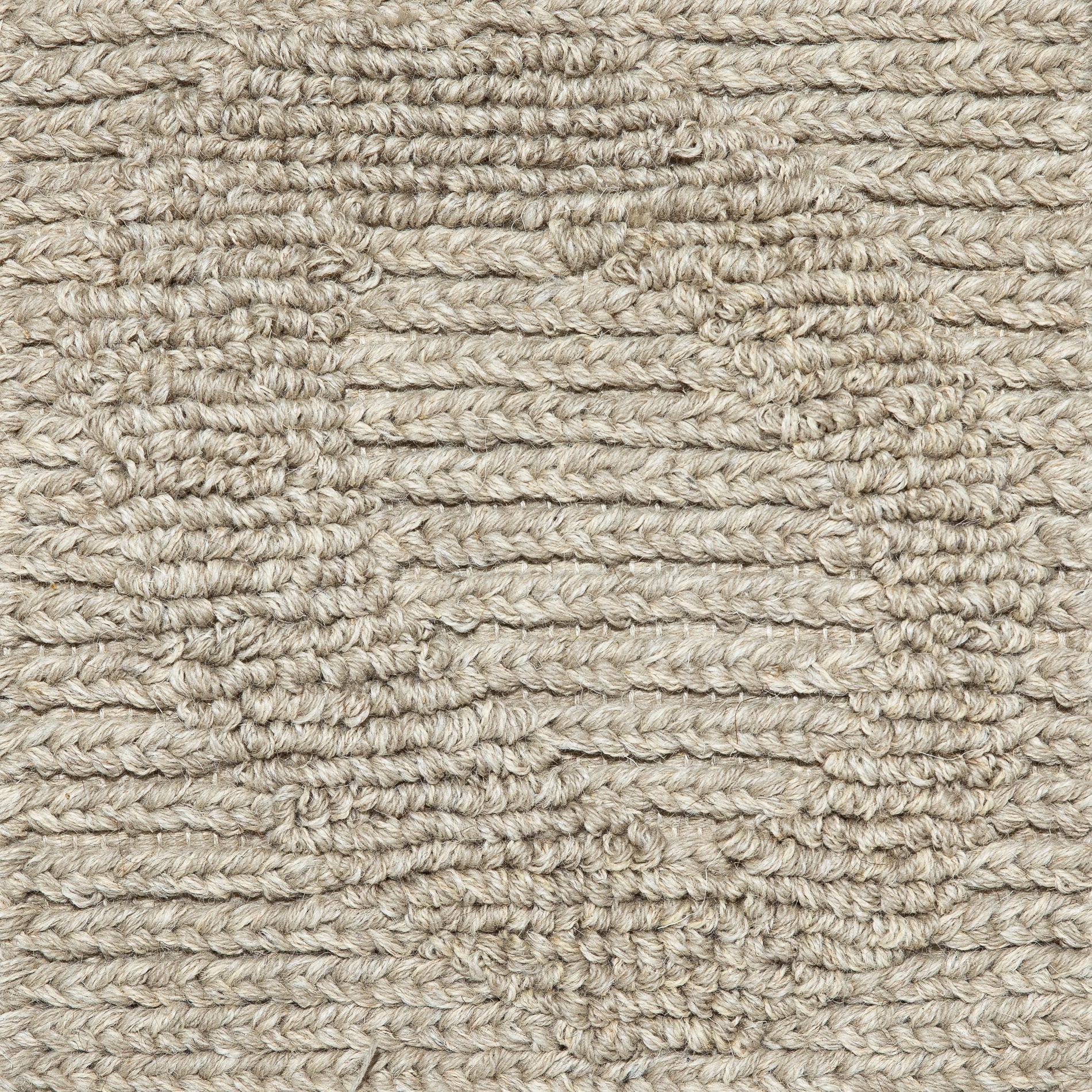 <p>Braids, Bouclé (oval) and Field in light grey mix 12, 1011 on the natural yarn</p>