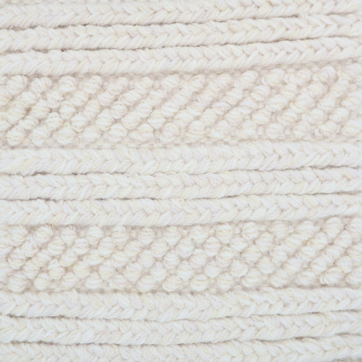 <p>Braids and Bouclé Pearls, white mix 06, CH044, 1023 on the natural yarn</p>