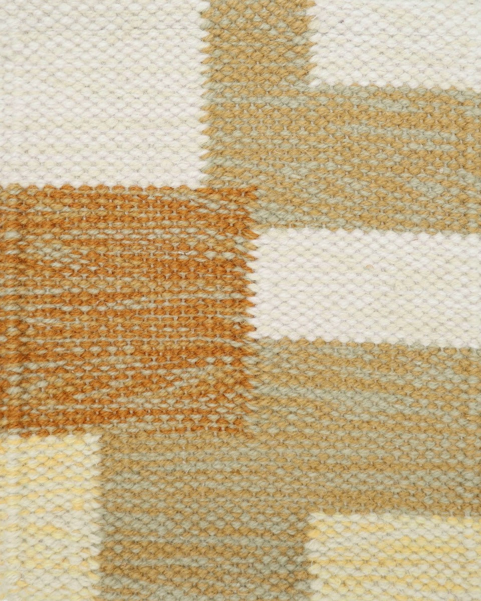 <p><meta charset="UTF-8"><span>CATENA Yellow, Single Weave, Pattern - yellow 6004, 4012, Dots mustard 6004, 4012, CH018, Base - cream 8214, 2006, 2002, white 8214, 1023</span><br></p>