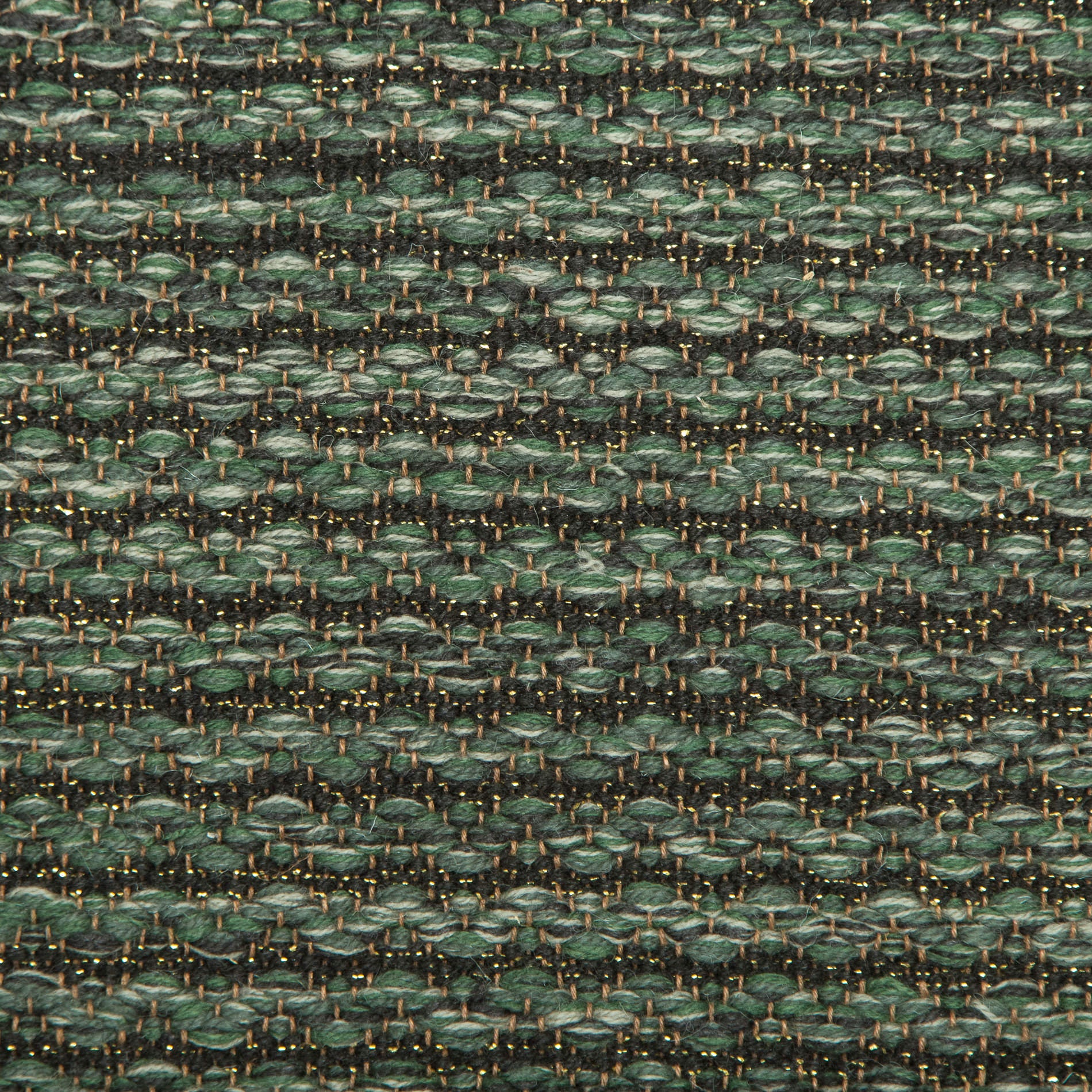 <p>Carpathian Metallic Twisted Waves, waves dark green mix CH7878, CH017, 4011, 1025, field black CH7878, CH7878 with gold metallic effects on the brown yarn</p>