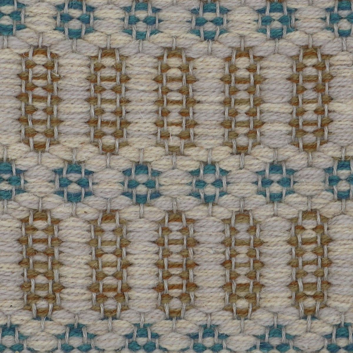 <p>Columns Double-Coloured, main beige mix 07, 1008. inside columns - yellow mix 6004, CH018, rosepath - blue mix CH050, 8008 on the natural yarn</p>
