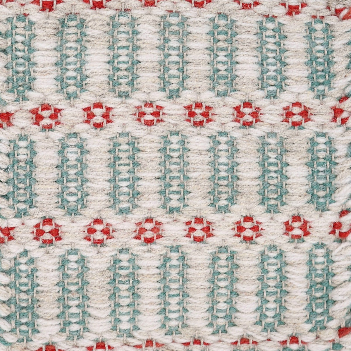 <p>Columns Double-Coloured, main light grey mix 12, 1023, inside columns juniper 8200, 8235, inside rosepath red mix 8153, 8154 on the natural yarn</p>