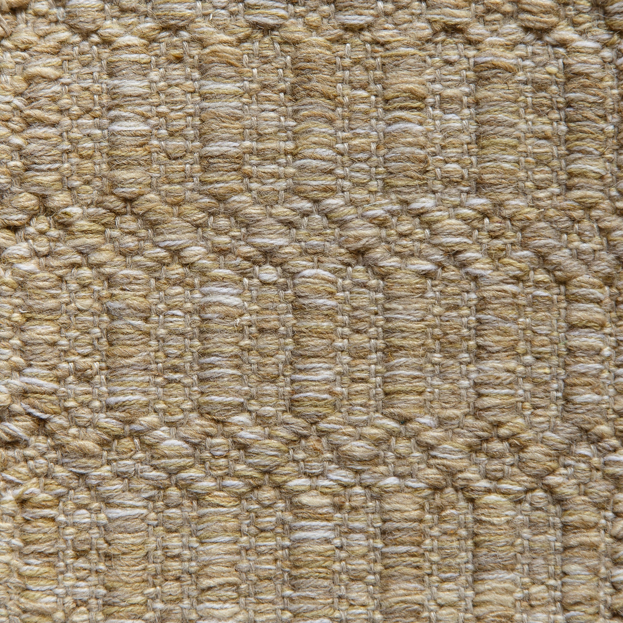 <p>Columns, sandy mix 03, 07, 1011, 1023, 4012 on the natural yarn</p>