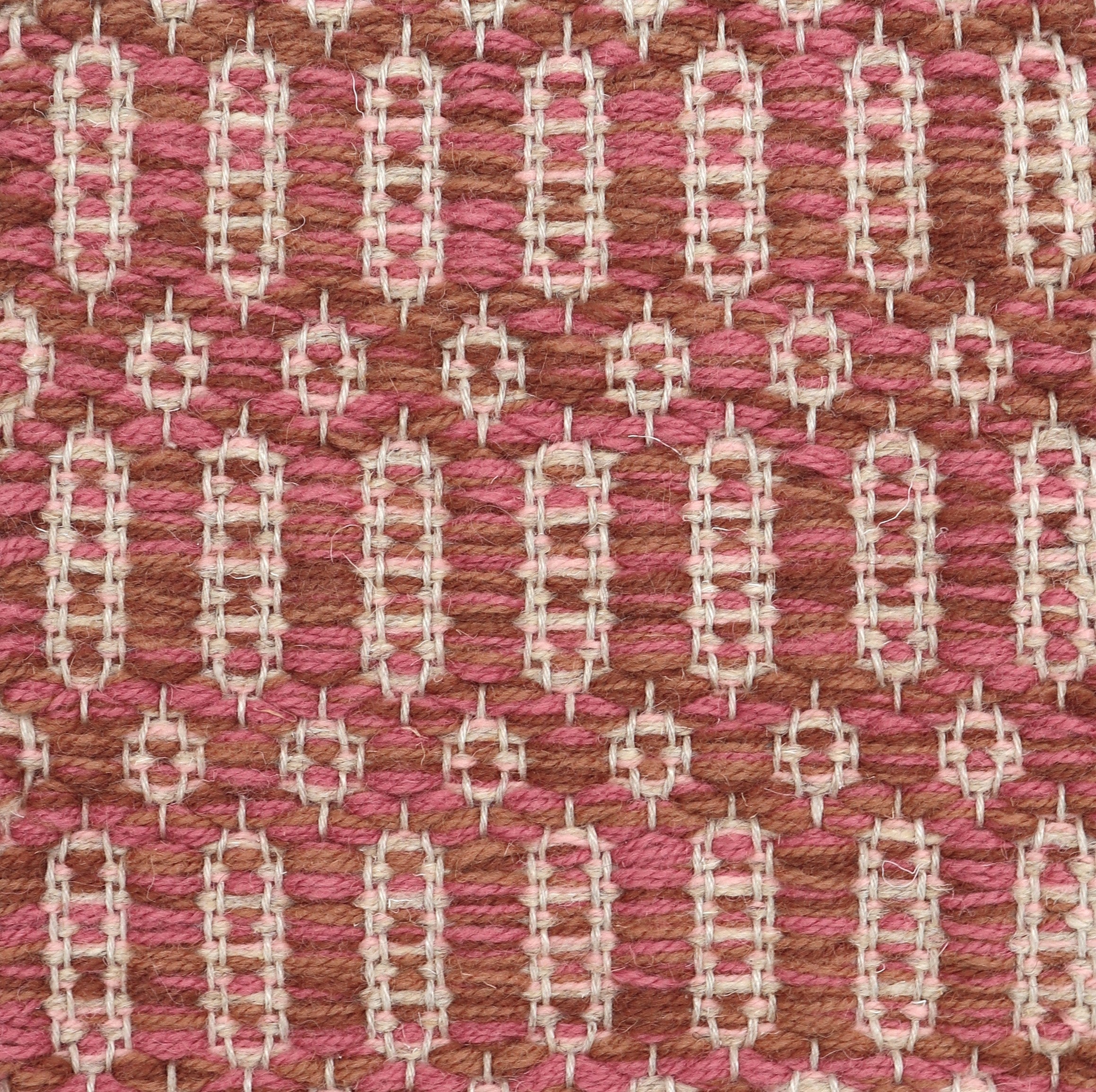 <p>Columns, main brown-pink mix 6008, 6002, 3010, inside mix 03, 3013 on the natural yarn</p>
