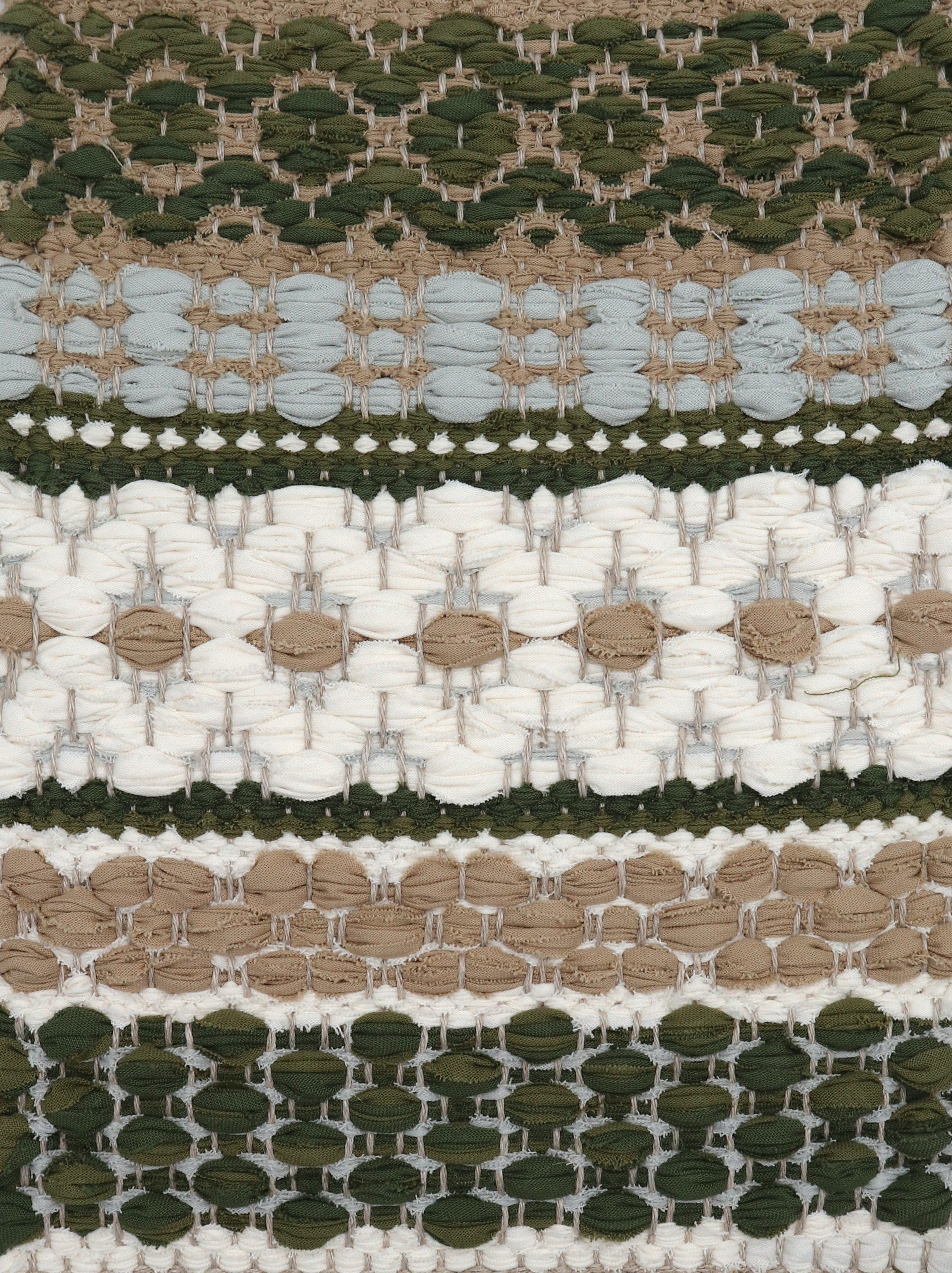 <p>Country Rug, green mix 467, 468, grey mix 120, 121, white 102, beige 210, warp - natural linen</p>