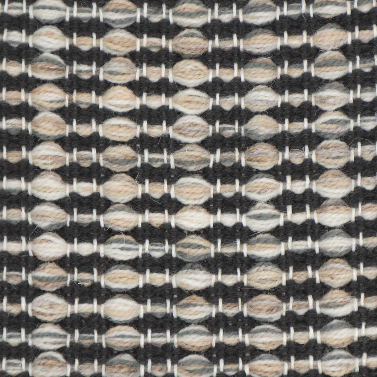 <p>Dashes, main СН044, 12, 07, 03, 062, inside 1005 on the white yarn</p>