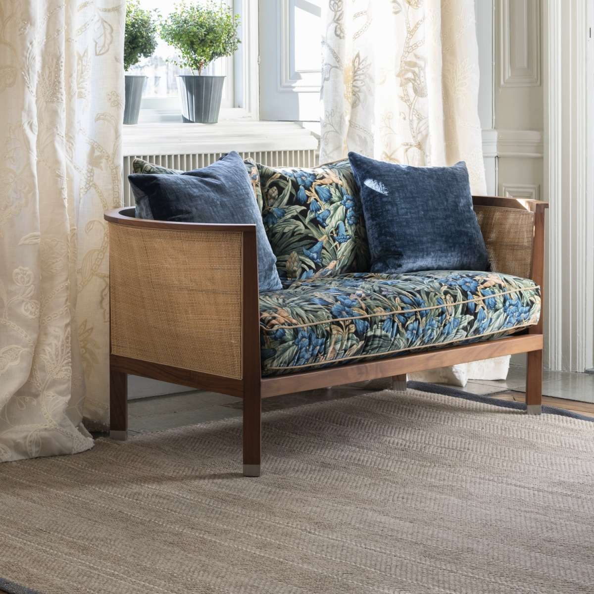Vandra Rugs
