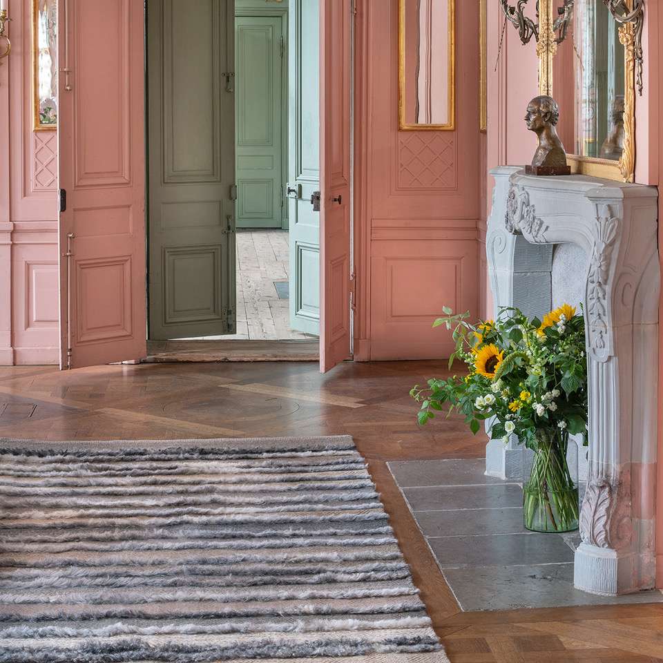 Vandra Rugs