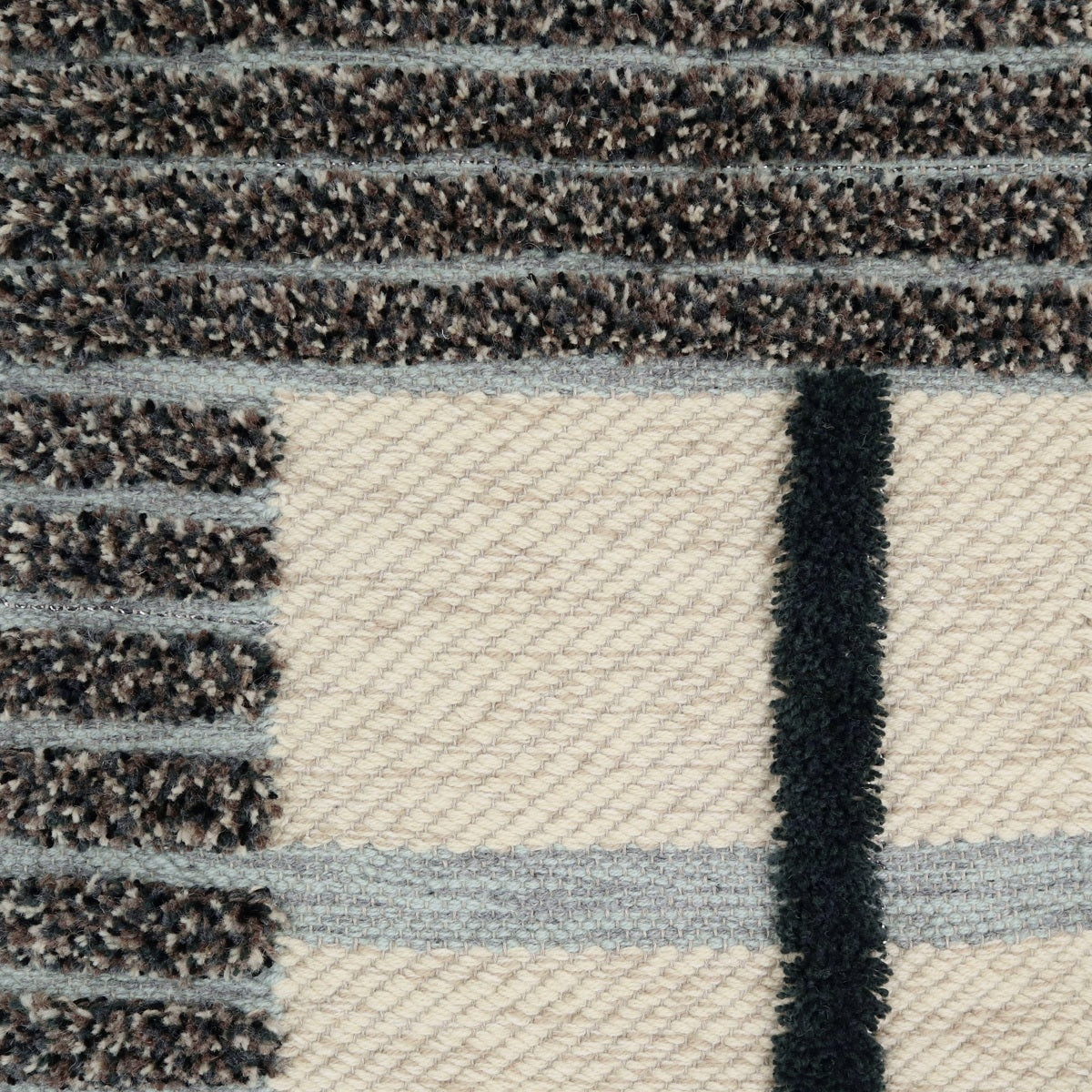 <p><meta charset="UTF-8"><a id="fancybox-right"></a><span class="fancy-ico" id="fancybox-right-ico"></span></p>
<div id="fancybox-title" class="fancybox-title-inside"></div>
<div class="fancybox-title-inside">
<div class="fancybox-title-inside" id="fancybox-title">
<meta charset="UTF-8">
<span>VELVET CHECK Salt and Pepper, main base 6023 (4thr.), 06, 6040; single weave 8216, 04; main tuft 17, 11, 05, 1006, 6020, 07; stripe tuft 6020; lurex silver 05 (1) on the natural yarn</span><br>
</div>
<br>
</div>