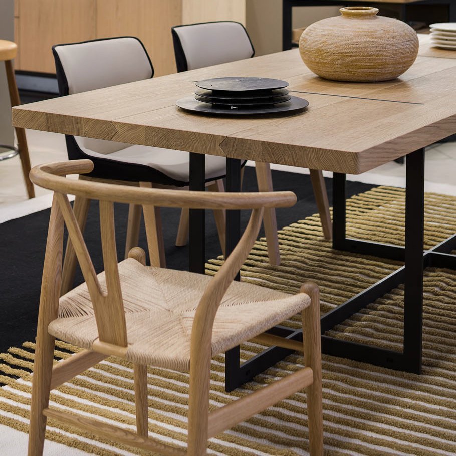 Horizon – White, Black and Mustard