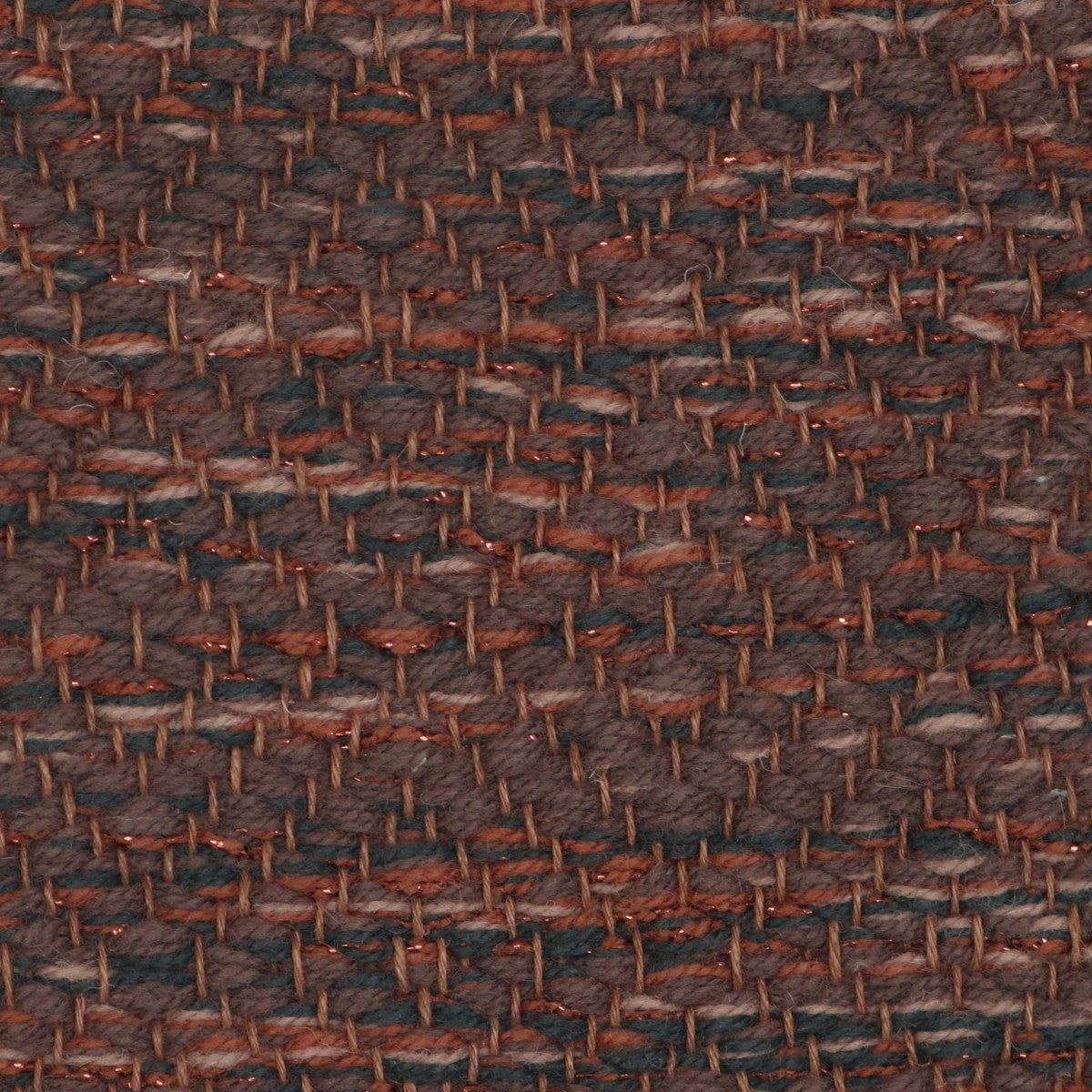 <p>Diamond Twill Alt C+ BRONZE Lurex, main mix of dark brown 6005 (x5), 6002, 6002 + Bronze lurex (x1), 6020, 6013 (x1) on the brown yarn</p>