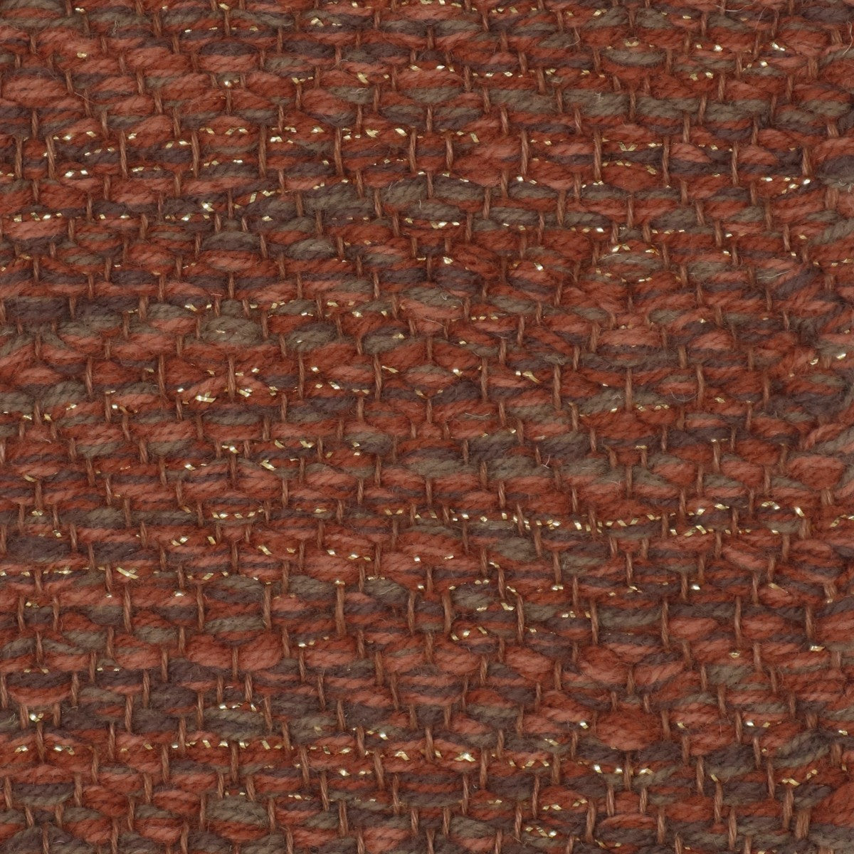 <p>Diamond Twill, Alt A + GOLD Lurex, main brown mix 6002 (x3), 6002 + Gold lurex (x1), 6005, 6008, 6017 on the brown yarn</p>