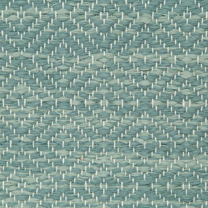 Diamond Twill, blue mix 411, 433; yarn - white <a href="/wp/wp-content/gallery/downloads-pastel/Pastel_005_mini.jpg">Click to large</a>