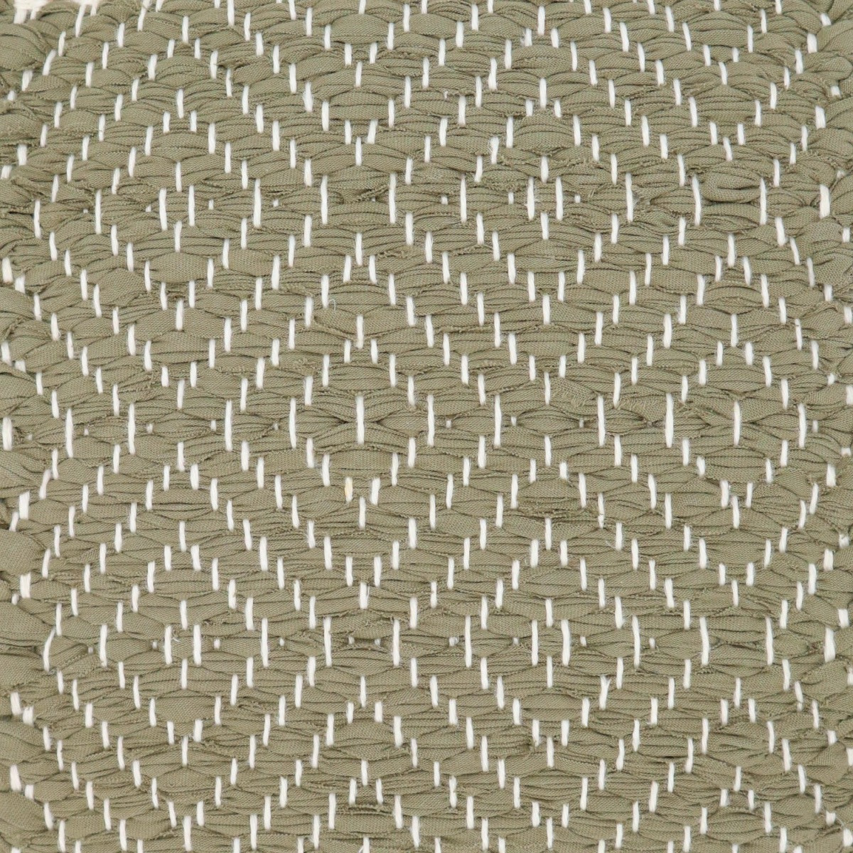 <p>Diamond Twill, green 486 on the white yarn</p>