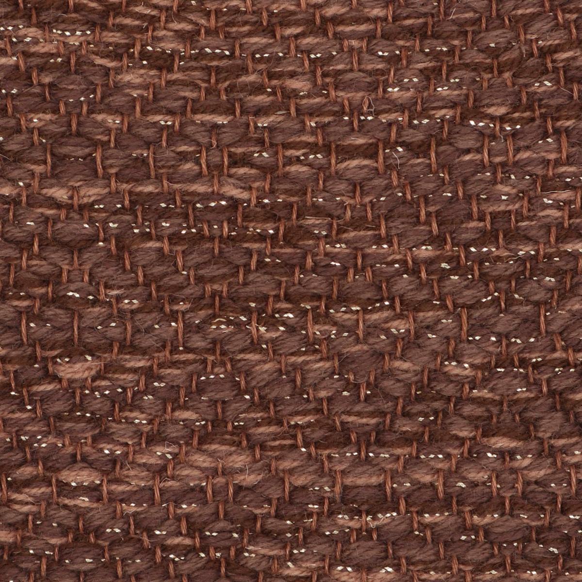<p>Diamond Twill, red 6017, 6005 light gold lurex, CH4225, 6110 on the brown yarn</p>