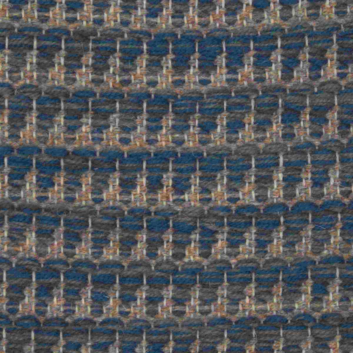 <p>Dog Tooth, main grey-blue mix 5027, 504, 6020, inside brown 11 on the natural yarn</p>