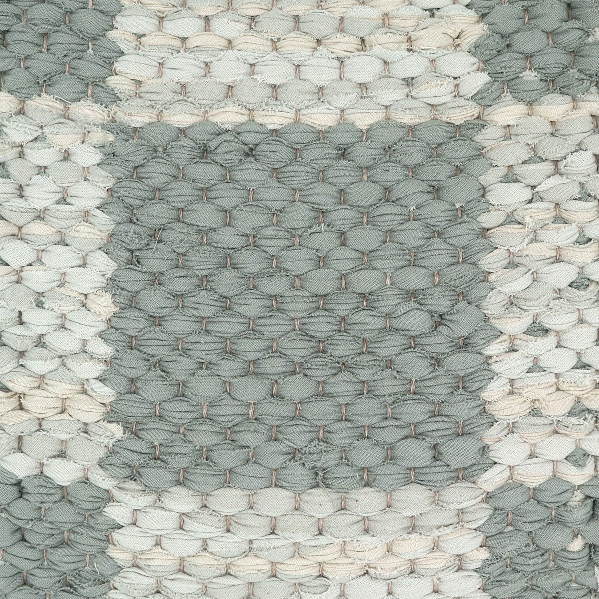 <p>Double Weave Chequered, 1 sq - grey 122/1, 2 sq - grey mix 128, 129, 150, on the natural yarn</p>