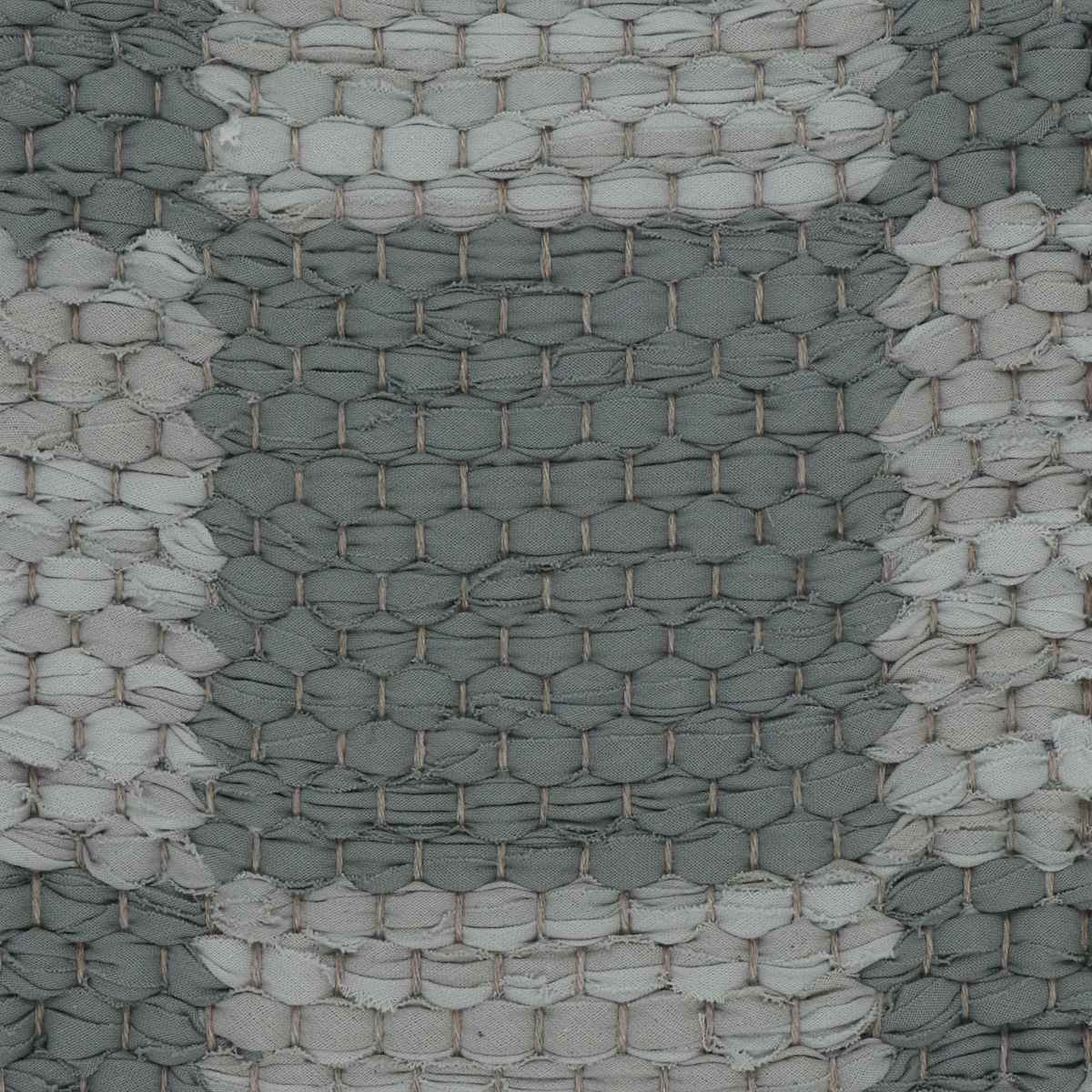 <p>Double Weave Chequered, 1 sq - grey 1221, 2 sq - grey mix 128, 150 on the natural yarn</p>