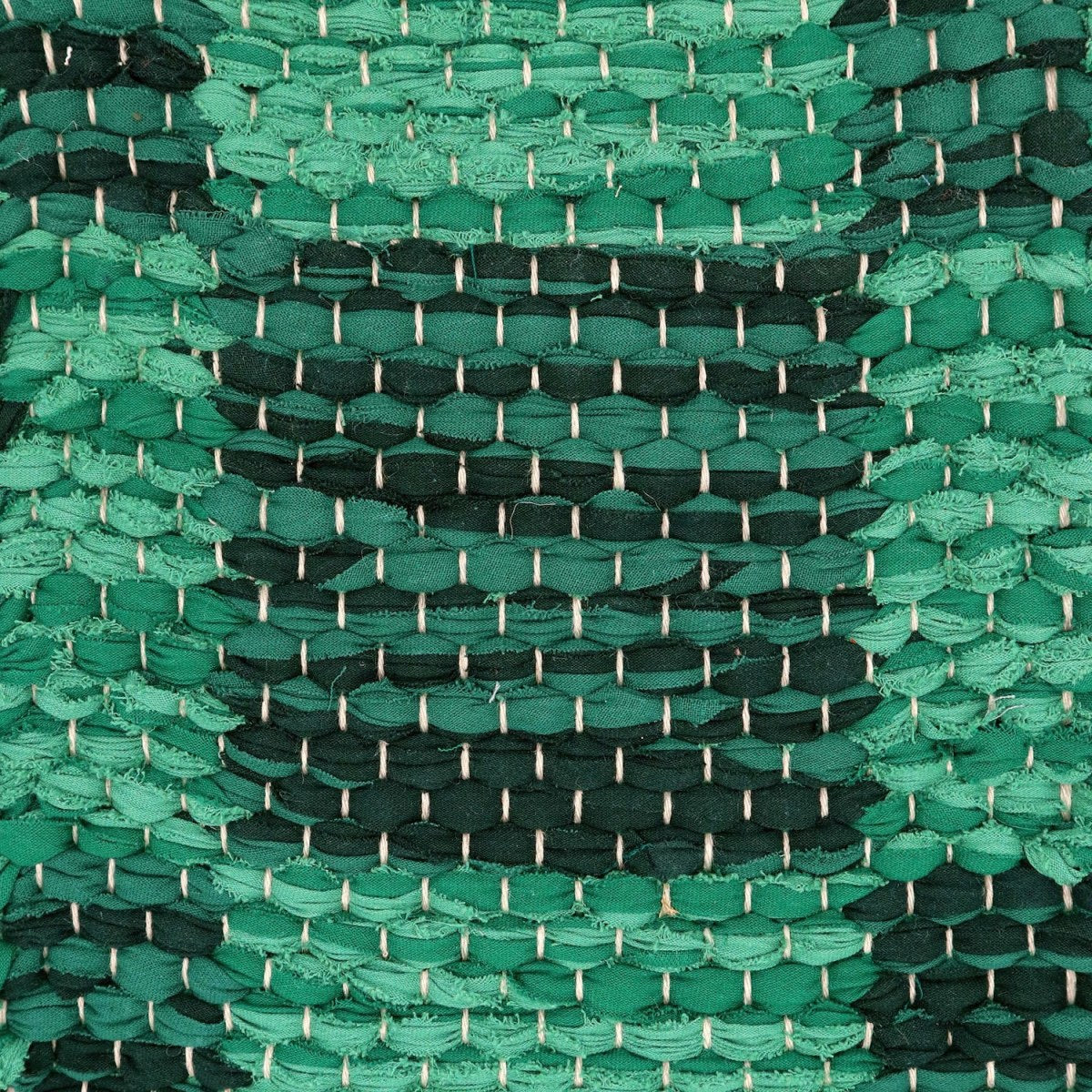 <p>Double Weave Chequered, 1 sq. - green mix 4438, 4435, 2 sq. - dark green mix 465, 4437 on the natural yarn</p>