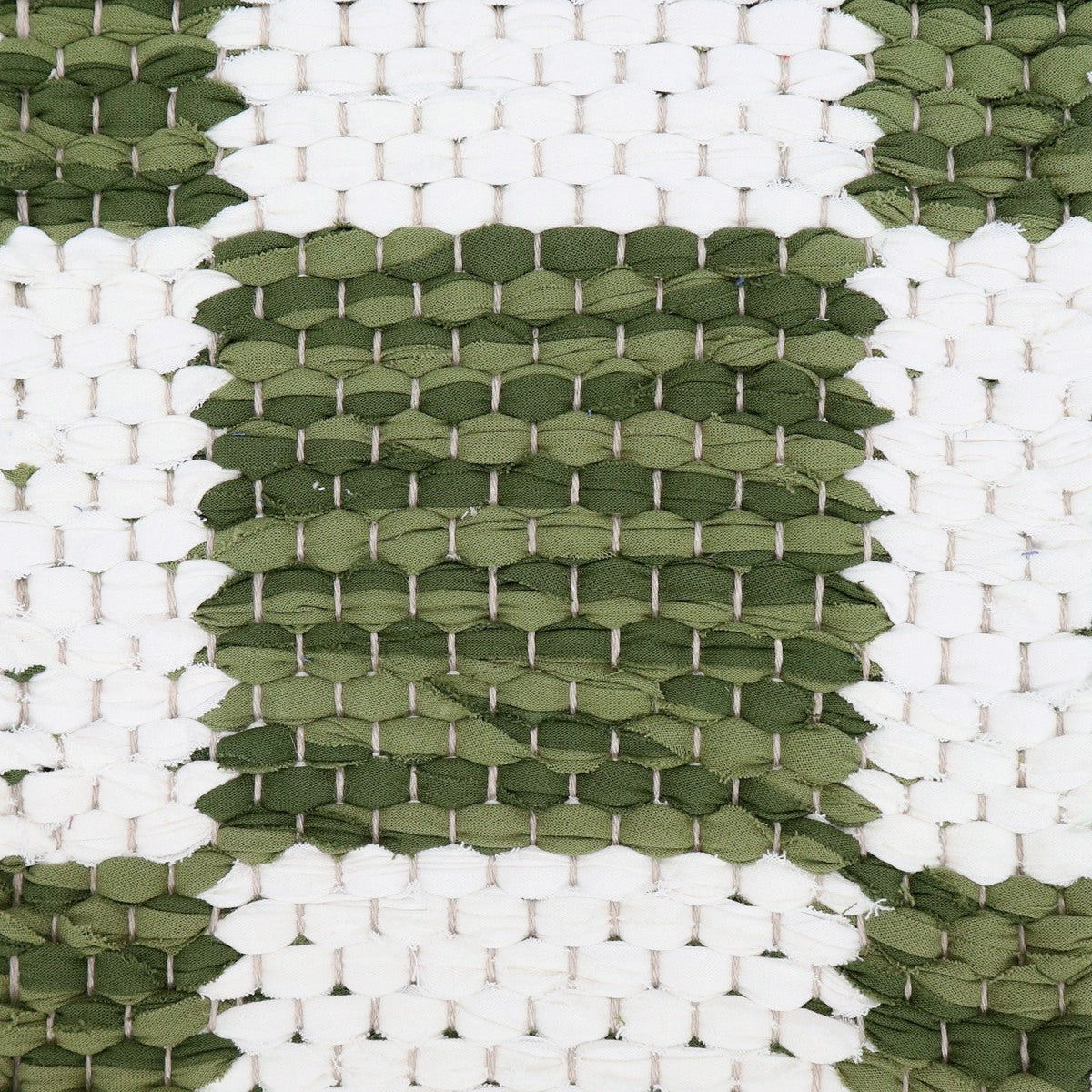 <p>Double Weave Chequered, 1 sq. - green mix 467, 468, 2 sq. - white mix 100, 101 on the natural yarn</p>