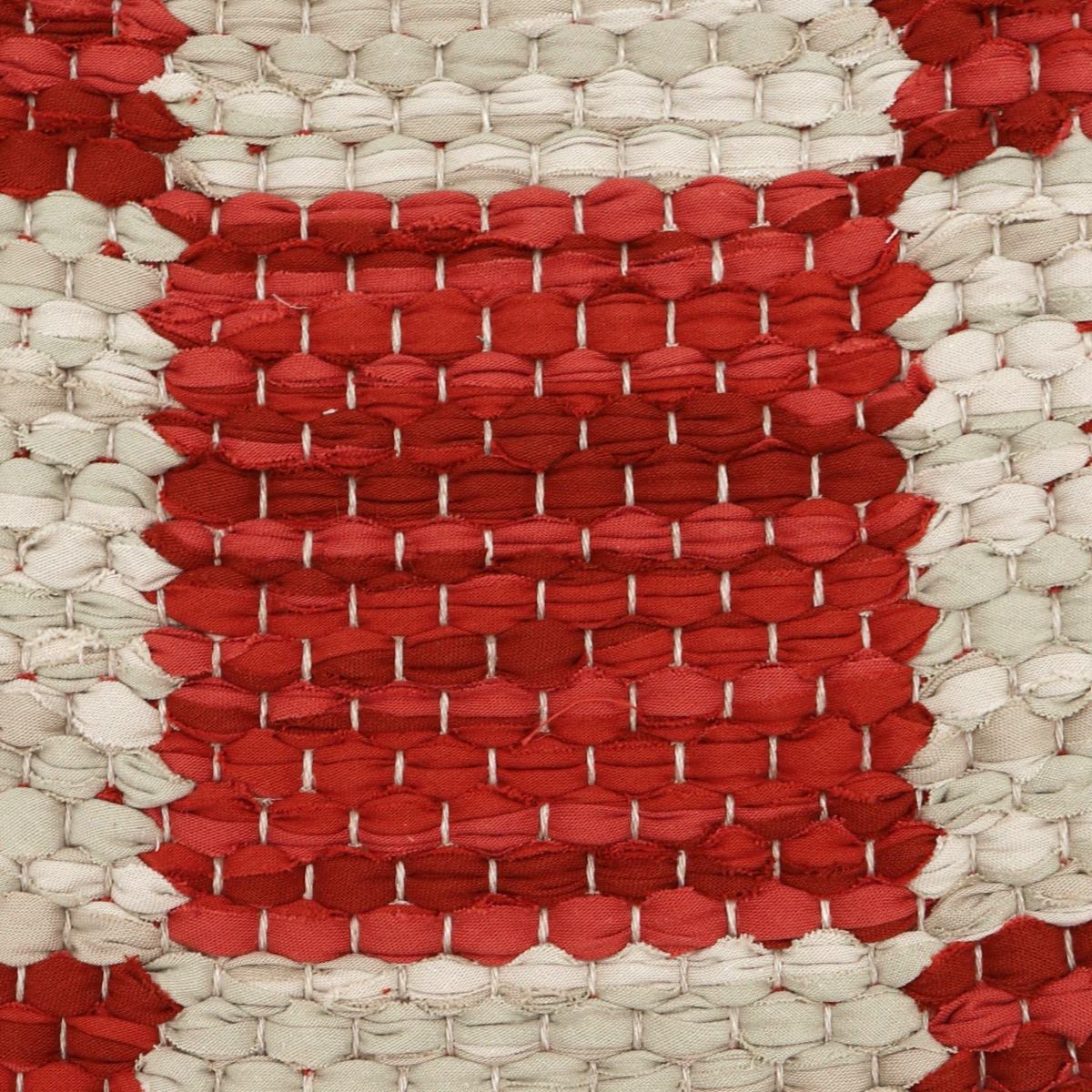 <p>Double Weave Chequered, sq 1 - terracotta 376, 377, 375, sq 2 - beige 2200, 201, 2209 on the natural yarn</p>