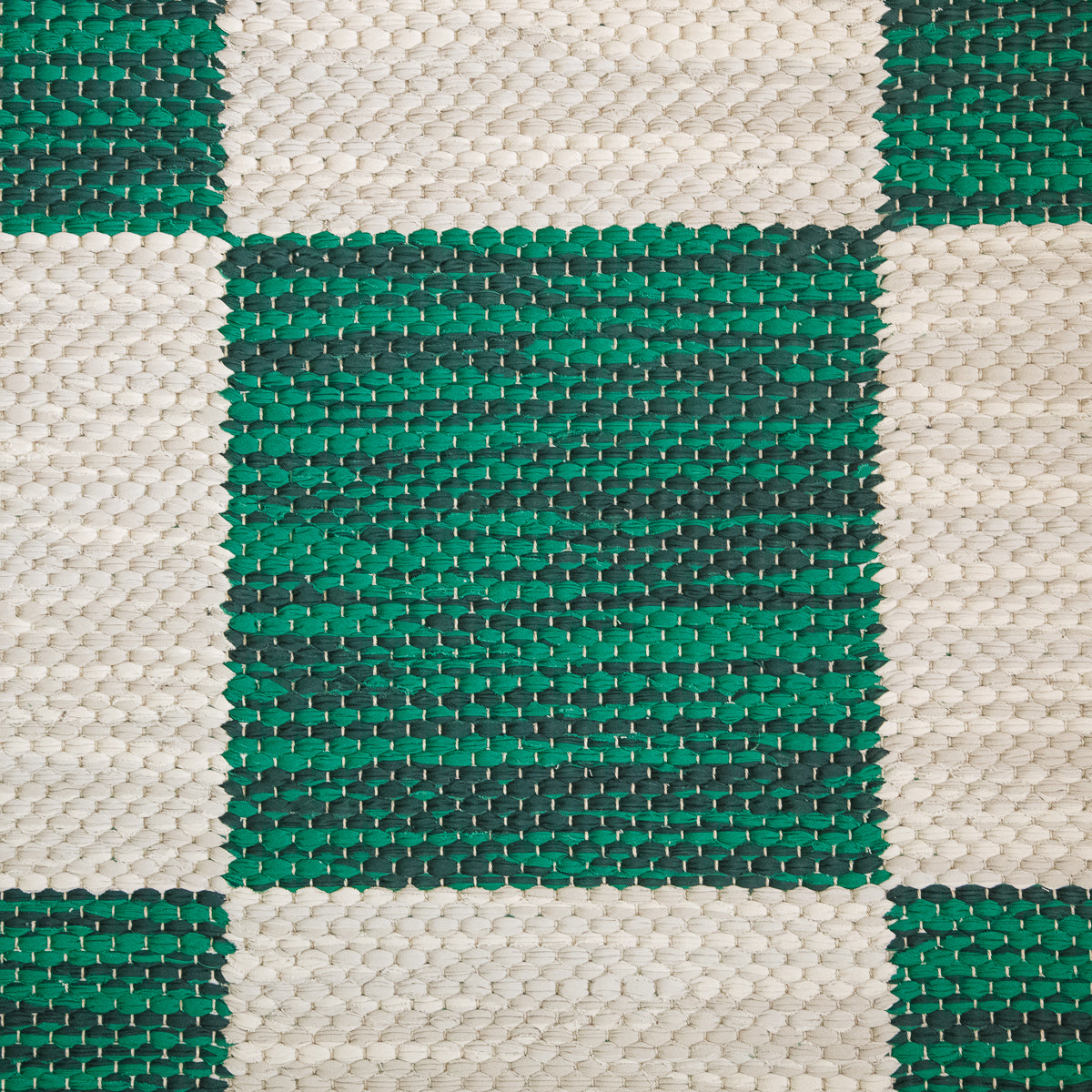 <p>Double Weave Chequered,1 sq. - grey mix 128, 128(1), 150, 2 sq. - green mix 492(1), 493 on the natural yarn</p>
