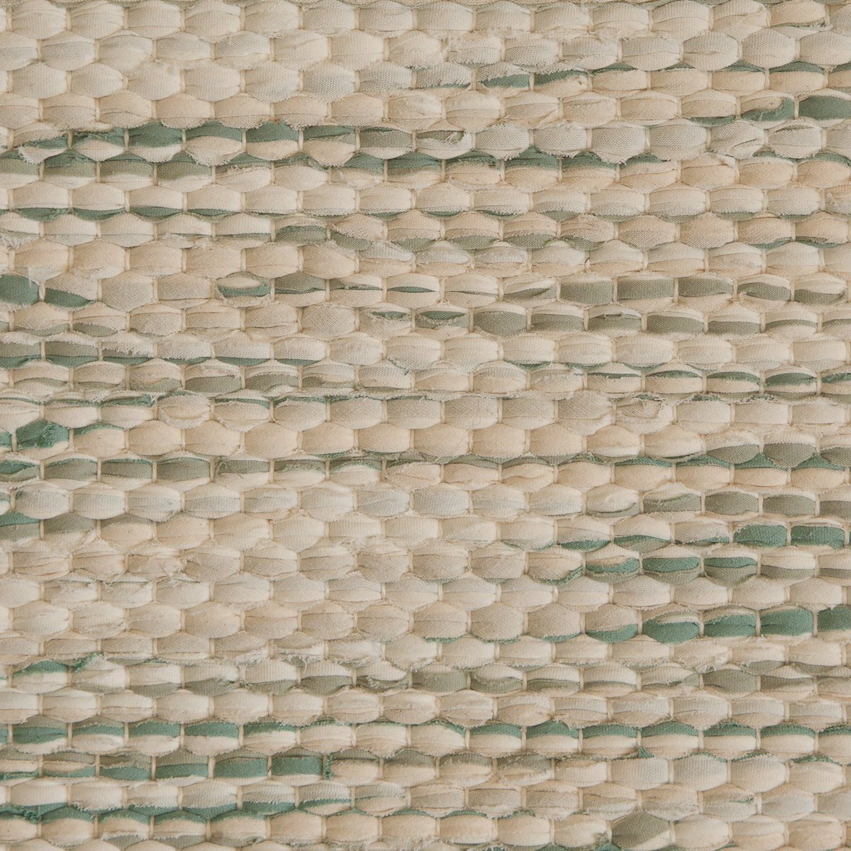 <p>Double Weave, white mix 101, 102, light green effects 433, 469 on the white yarn</p>