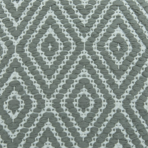 Dual Diamond Twill, main grey 122, inside white 101; white yarn