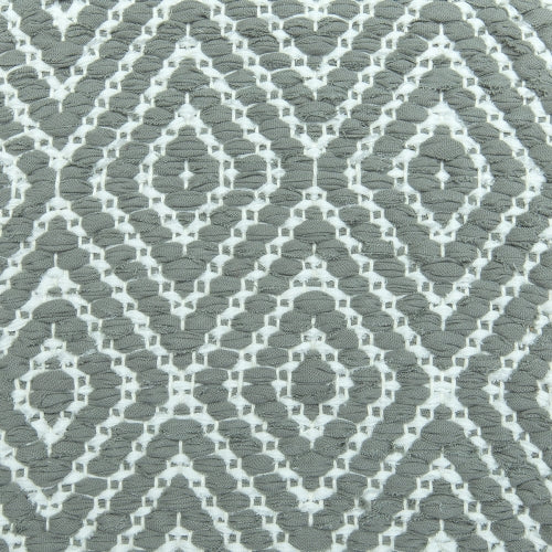 Dual Diamond Twill, main grey 122, inside white 101; white yarn <a href="http://vandra-rugs.info/wp-content/gallery/collection-ibiza/dsc_6677_resize.jpg">Click for large</a>