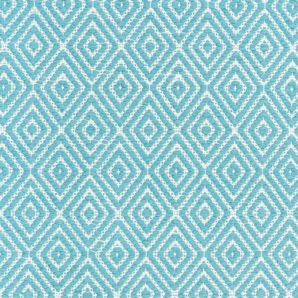 <p>Dual Diamond Twill, main light blue 401, inside white 101 on the white yarn</p>