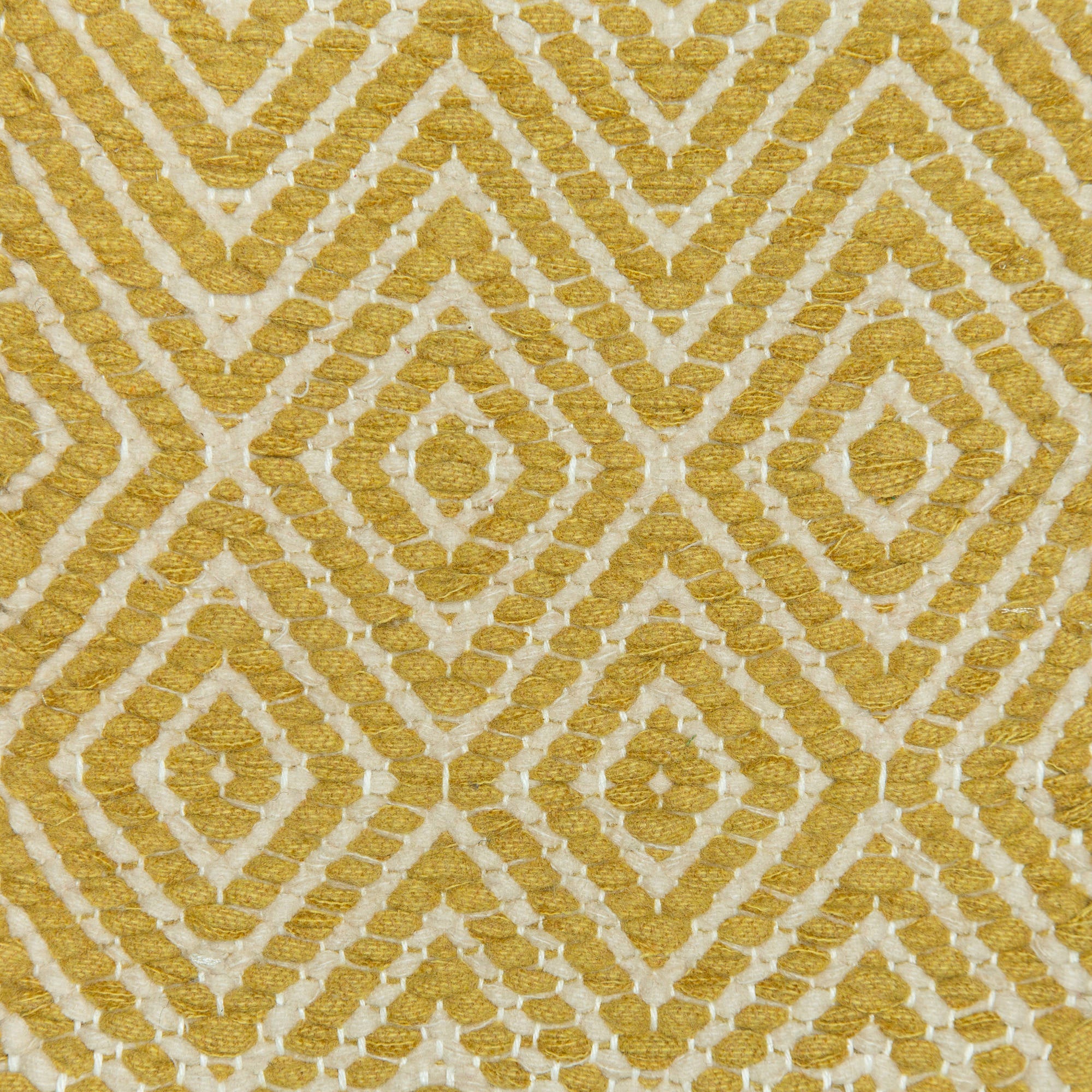 <p>Dual Diamond Twill, main yellow 0454, inside beige 0471 on the white yarn</p>