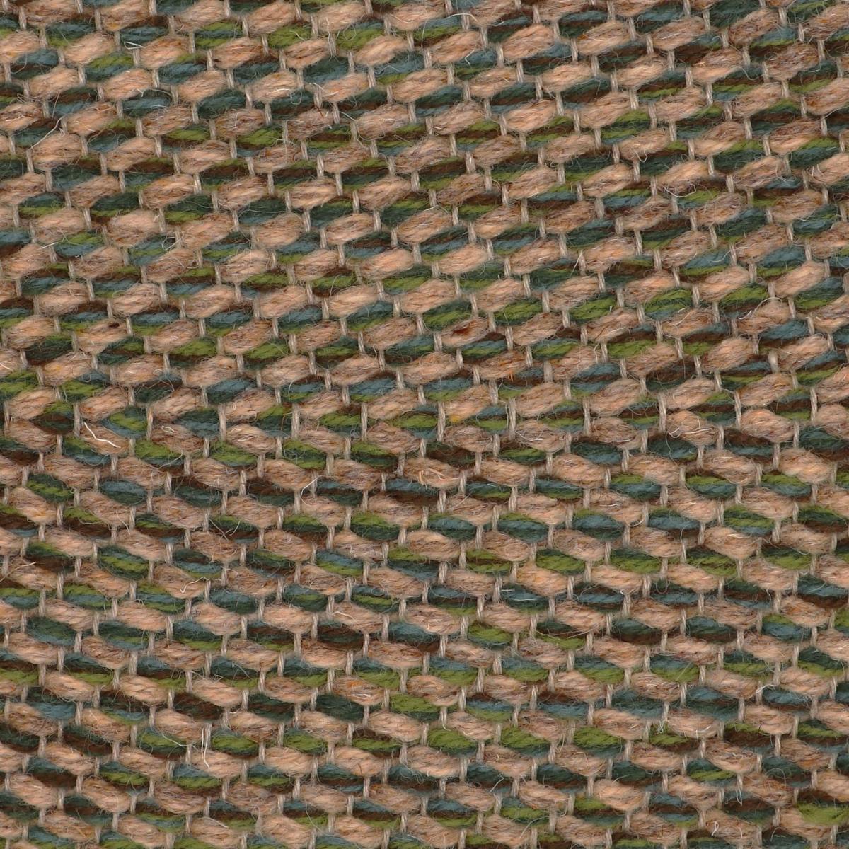 <p>Dual Herringbone, 1 row - beige mix 02, 03, 2 row - mix of CH3424, CH015, CH017, CH4326 on the natural yarn</p>