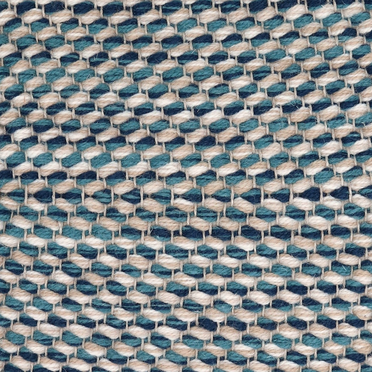<p>Dual Herringbone, 1 row - beige mix 1088, 1023, 6040, 2 row - 5027, 8008 on the natural yarn</p>