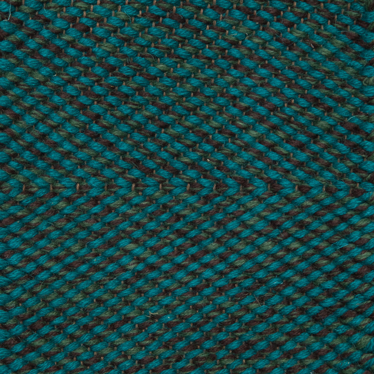 <p>Dual Herringbone, 1 row - brown-green mix 6005, 4011, 2 row - turquoise 5008 on the brown yarn</p>