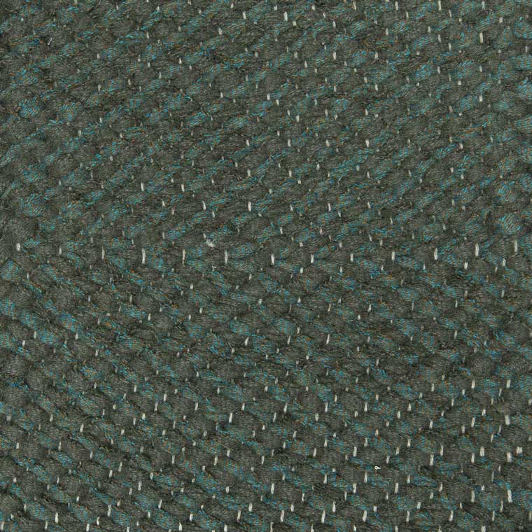 <p>Dual Herringbone, 1 row - green 0491, 2 row - blue-green 0542 on the natural yarn</p>