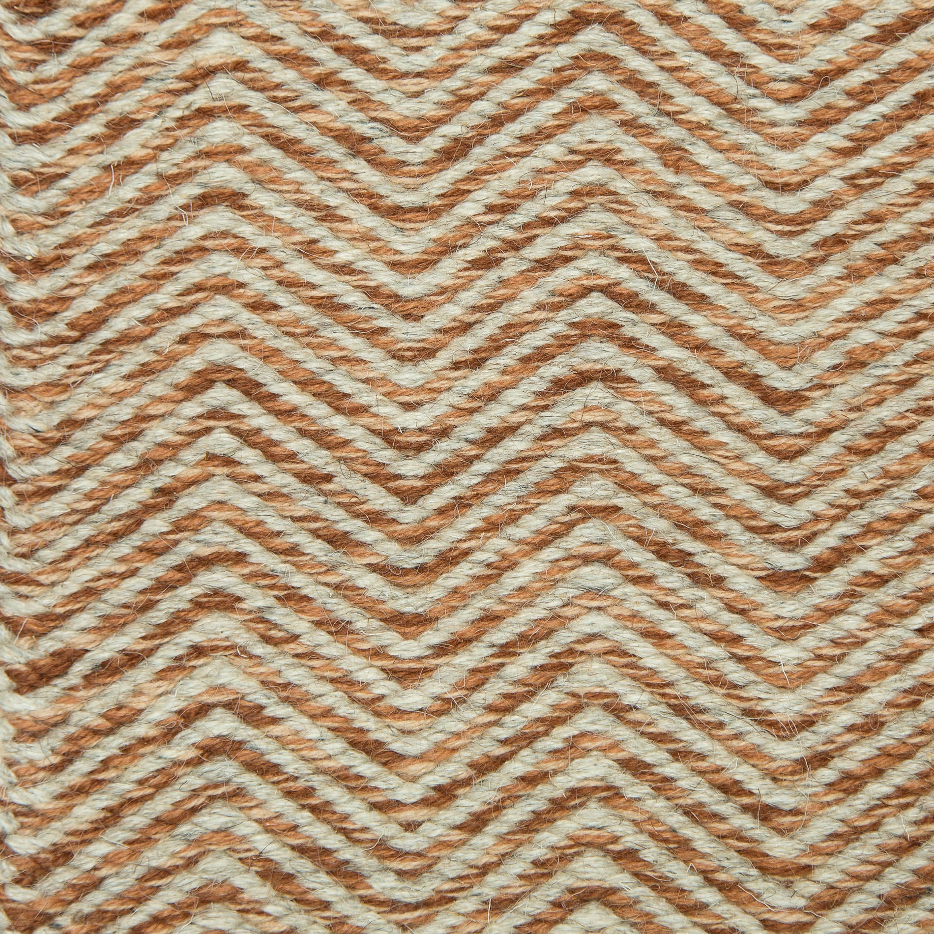 <p>Tweeds, 1 row - beige 12, 2 row - brown mix 6002, 6008, 6026 on the natural yarn</p>