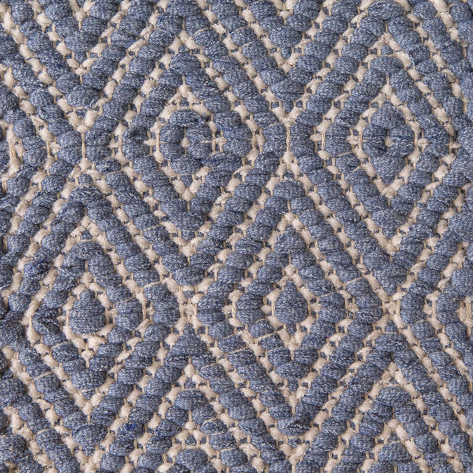 <p>Dual diamond twill main blue 0515, inside white 0529 on the natural yarn</p>