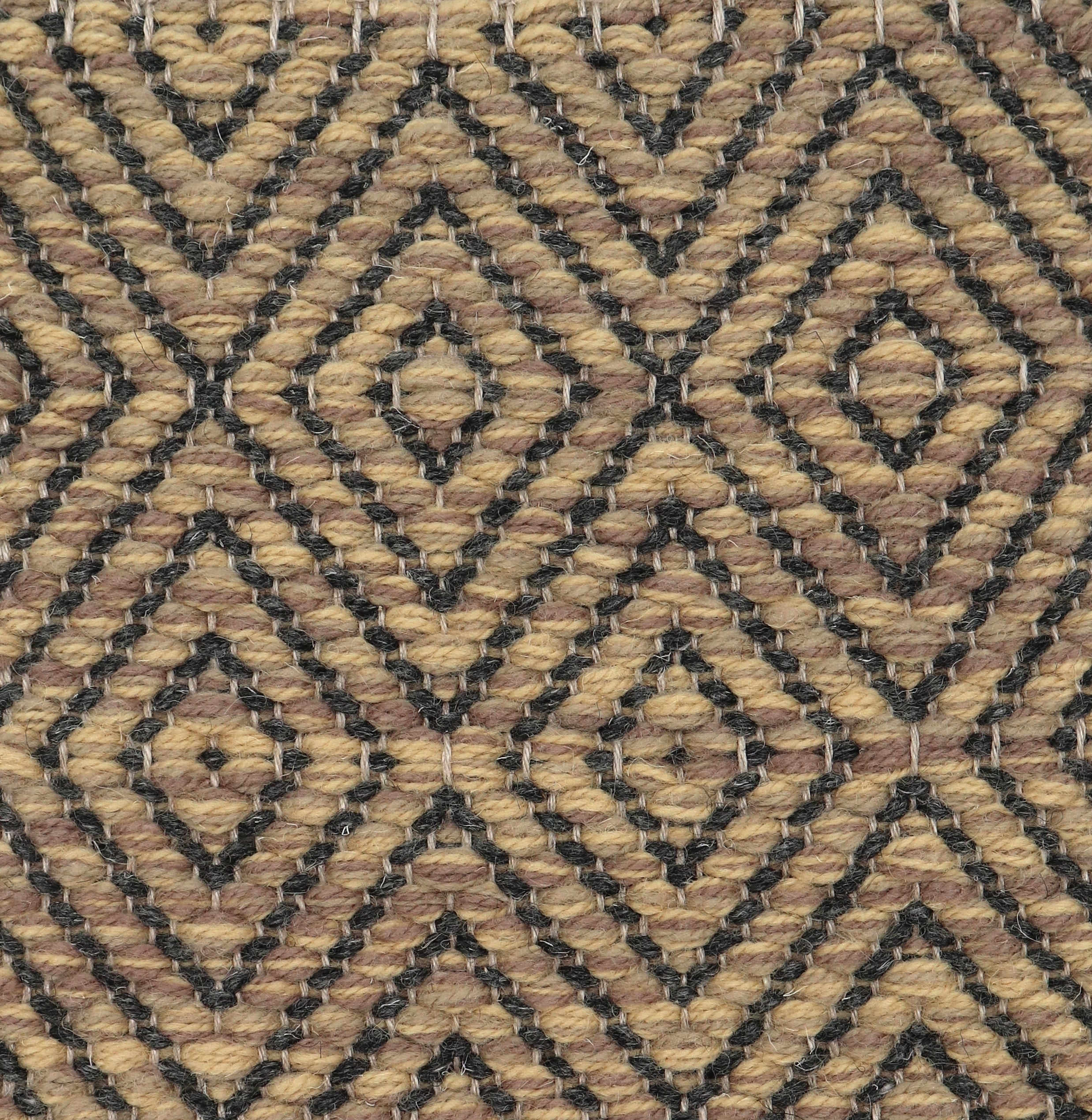 <p>Dual Diamond Twill, main beige mix 6003, 6018, 6014; inside dark grey 05, warp - natural</p>